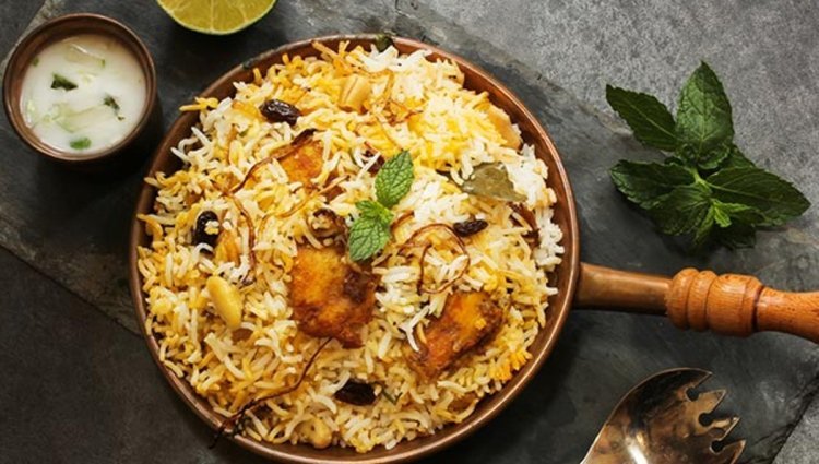 মাত্র ১ টাকাতেই মিলছে বিরিয়ানি! জানুন কোথায়...