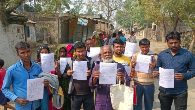 আবাস যোজনায় আশাকর্মীর নাম, স্বজনপোষণের অভিযোগে উত্তাল এলাকা