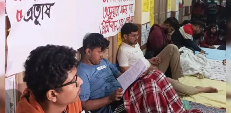 অনশন প্রত্যাহার মেডিক্যাল পড়ুয়াদের, ২২ ডিসেম্বর নির্বাচন