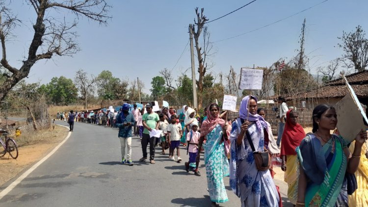 Jean Dreze: एकल शिक्षक स्कूल अवैध, 16 गांव के लोगों ने किया प्रदर्शन, सरकार को लिखी खुली चिट्ठी