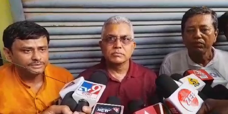 Dilip Ghosh News:  'কে অভিষেক বন্দ্যোপাধ্যায়', পঞ্চায়েত ভোটে নিজেদের অধিকার বুঝে নেওয়ার হুঁশিয়ারি বিজেপি নেতার