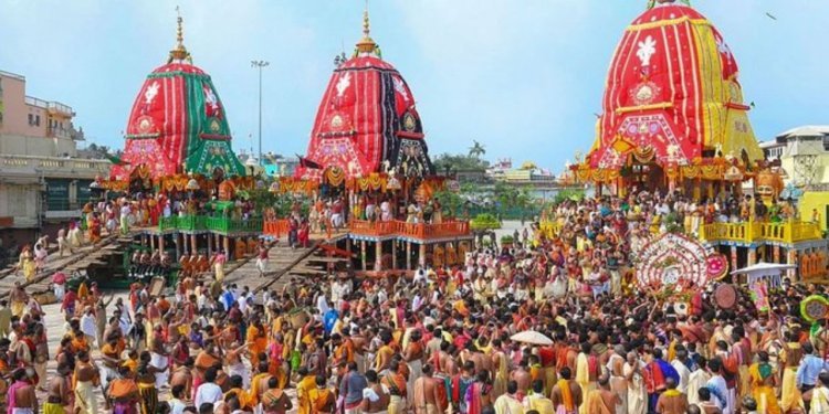 Rath Yatra 2023: আজ রথযাত্রা,  জগন্নাথের রথের রশিতে টান দিতে  পুরীতে লাখ লাখ পুণ্যার্থীর ভিড়