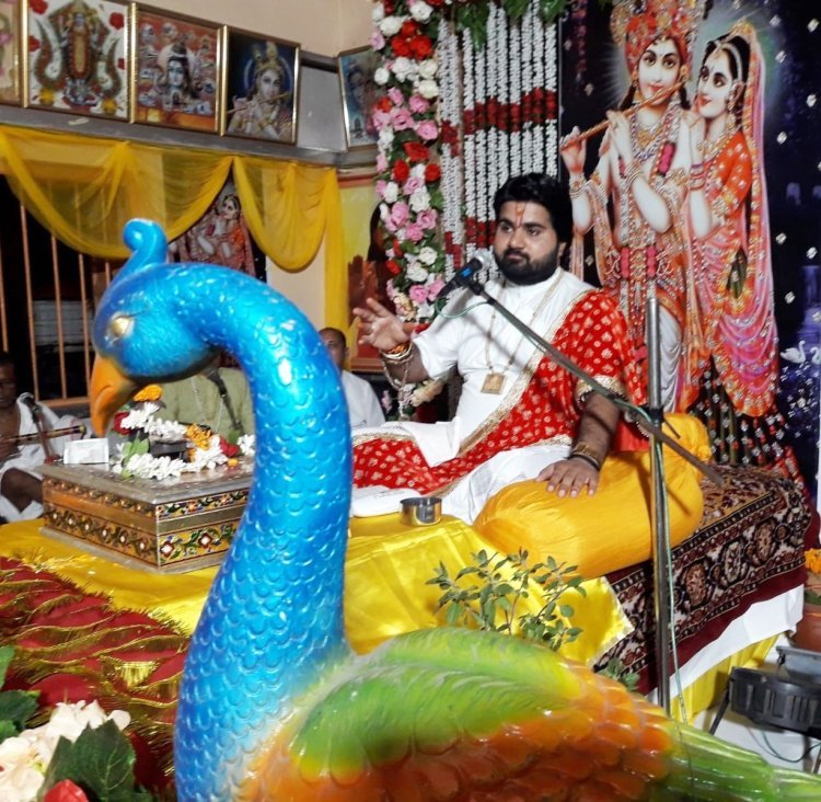 जमशेदपुर : भागवत श्रवण से मनुष्य को परमानन्द की प्राप्ति होती है - हिमांशु महाराज
