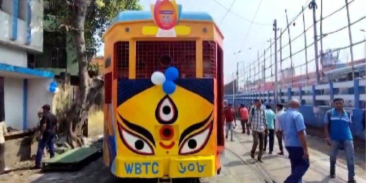 Kolkata Tram: নতুন রূপে ফিরছে কলকাতার ঐতিহ্য, রাস্তায় ছুটবে রঙিন ট্রাম