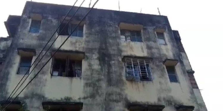 Kolkata News: আবাসন থেকে উদ্ধার বৃদ্ধ দম্পতির গলাকাটা দেহ,  মৃত্যুর কারণ নিয়ে ধোঁয়াশা