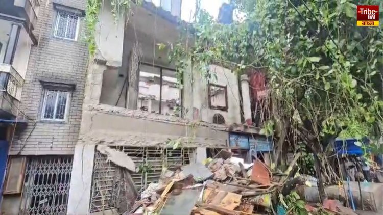 শহরে ফের ভেঙে পড়ল পুরনো বাড়ির একাংশ, বাগুইআটিতে তিনতলা বাড়ির একাংশ ভেঙে মৃত্যু যুবকের